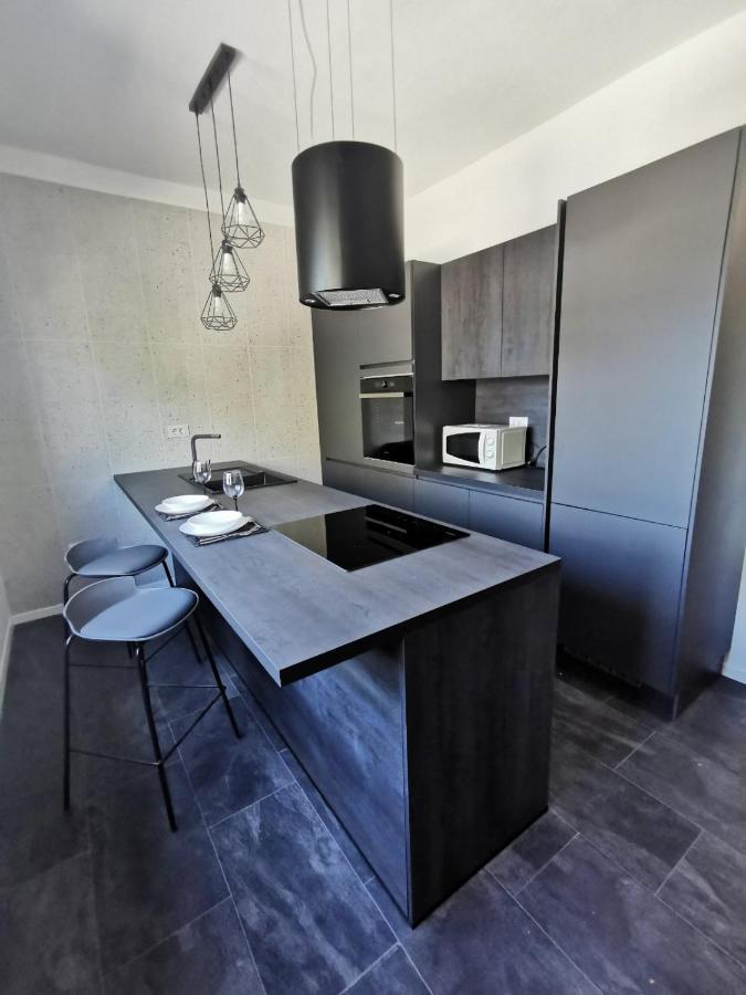 Oasis In The City Near Amfiteatar,Free Parking And Free Wi-Fi Pola Esterno foto