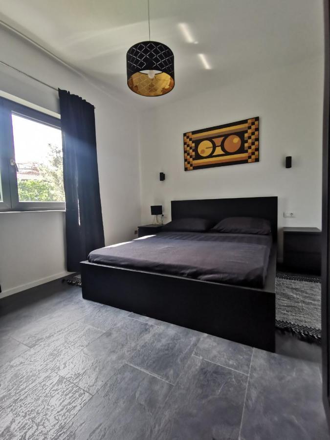 Oasis In The City Near Amfiteatar,Free Parking And Free Wi-Fi Pola Esterno foto